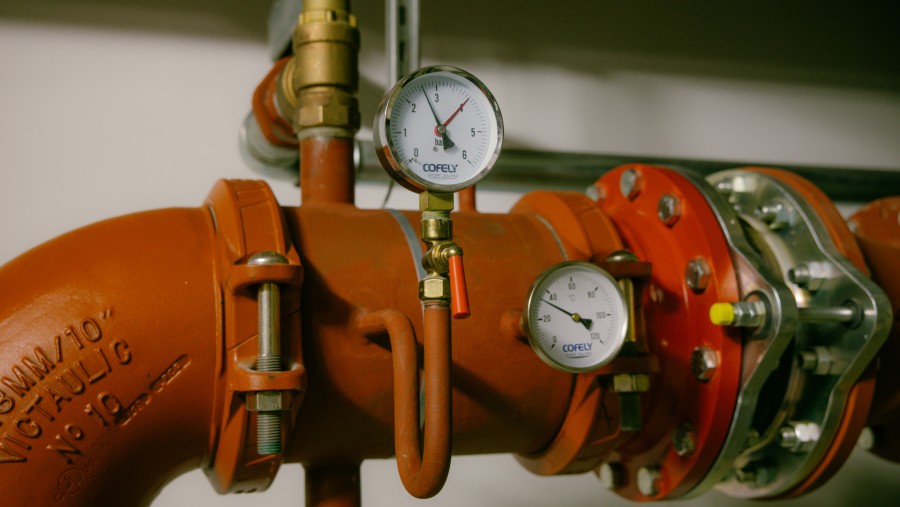 Home Energi Polemik HGBT, Bahlil Turunkan Harga LNG Industri Jadi US$13/MMbtu